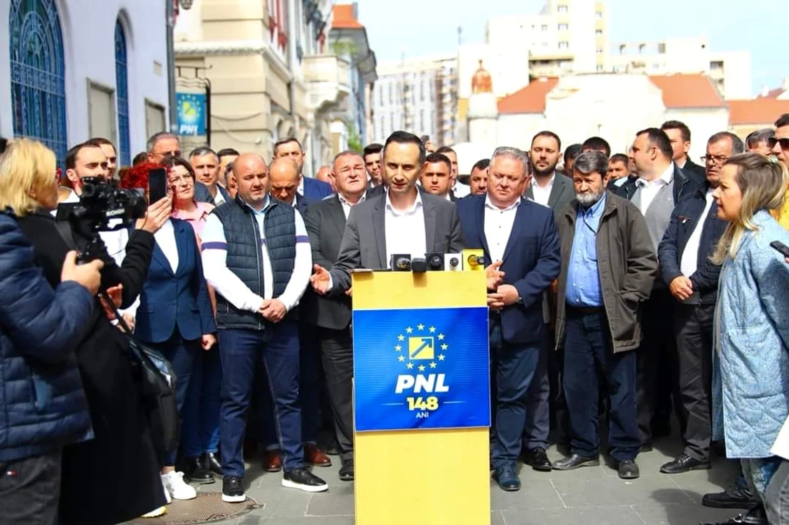 Alin Nica a subliniat că va rămâne pe poziția de candidat FOTO Facebook