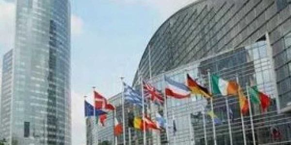 Prima tranşă din împrumutul UE are o dobândă de 3,125% pe an
