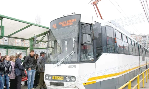 Victimele erau  înţepate cu acul  în tramvaiul 41 jpeg