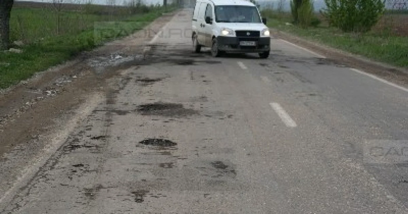 Lipsa banilor ţine lucrările pe loc