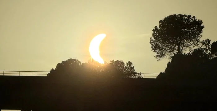 Eclipsa de soare, văzută din Marbella foto: Facebook 