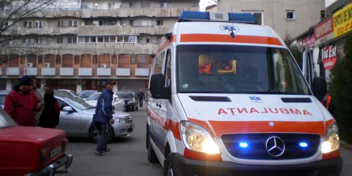 Nouă dâmboviţeni au vrut să-şi ia viaţa după Crăciun
