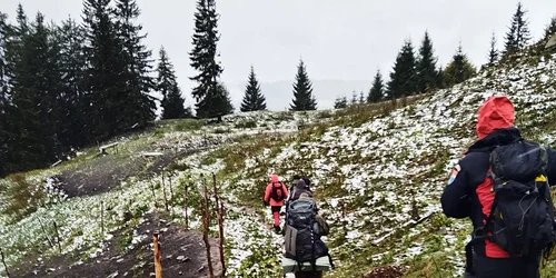 ucraineni salvati   salvamont maramures  foto Facebook jpg
