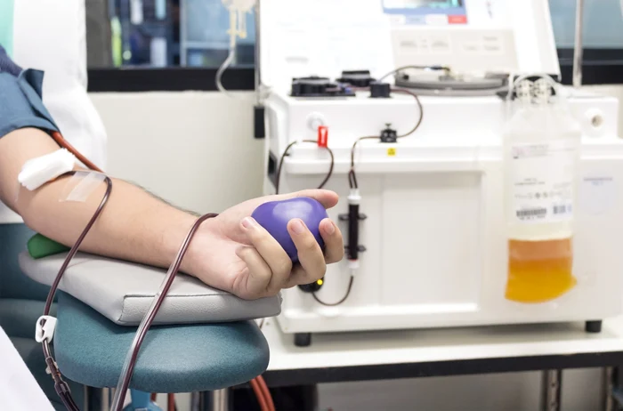 donator plasma shutterstock 414209803 jpeg