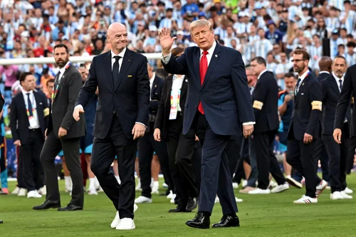 Donald Trump şi preşedintele FIFA, Gianni Infantino, la Cupa Mondială FOTO AFP