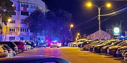 Poliția a intervenit într-un scandal din Centrul Vechi din Botoșani FOTO Captură video