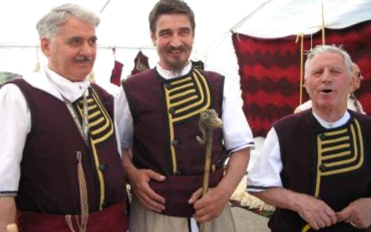 Bucureşti: Mihai Tugearu, sculptorul armân adoptat de Bucureşti