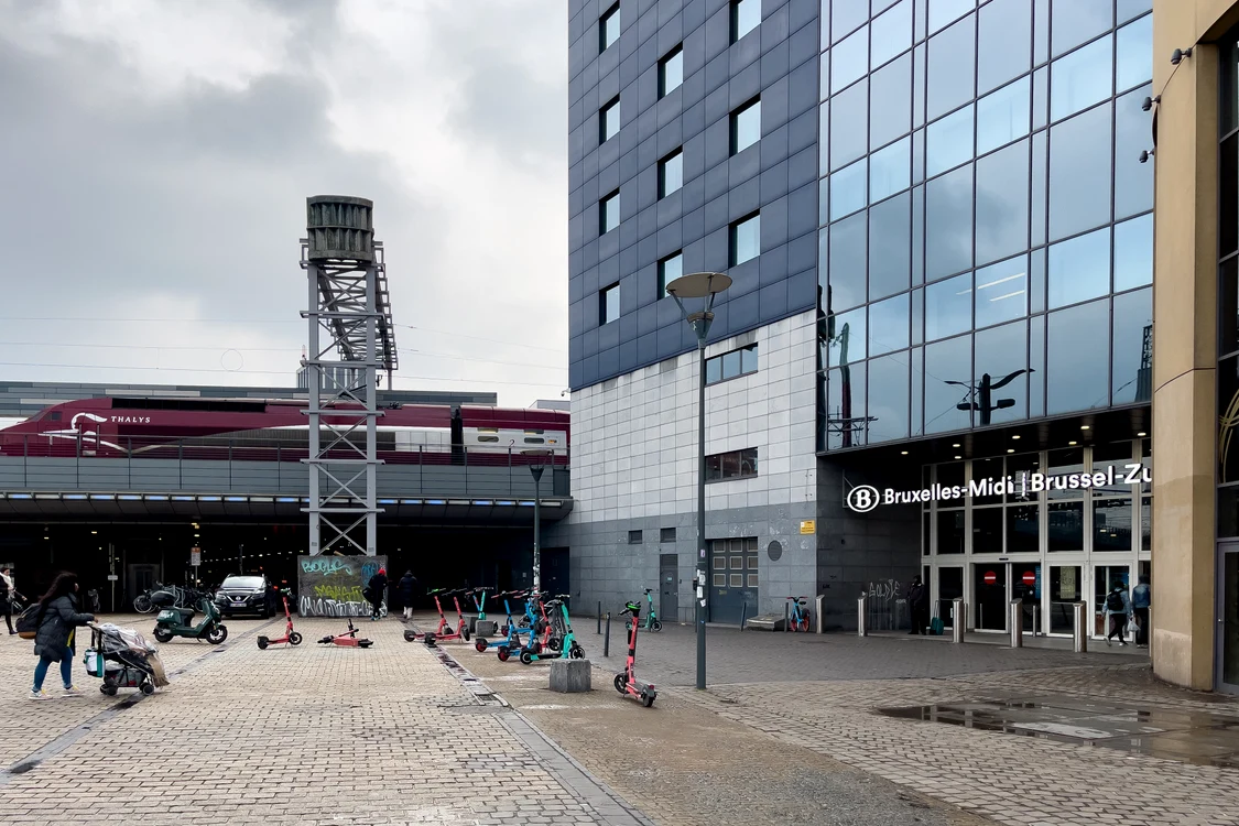 Gara Bruxelles Midi / Zuid Foto Shutterstock