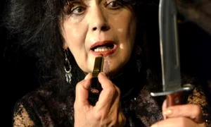 „Teatrul, ca și viața, începe cu respirația” interviu cu Miriam CUIBUS jpeg