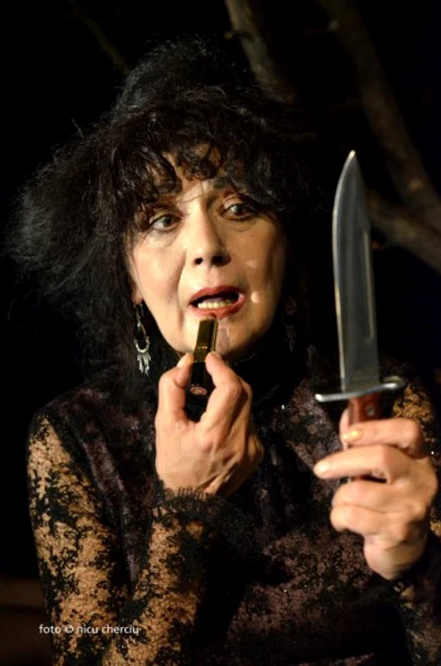 „Teatrul, ca și viața, începe cu respirația” interviu cu Miriam CUIBUS jpeg