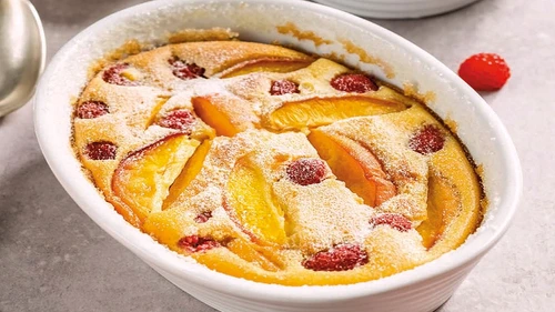 clafoutis cu piersici jpg