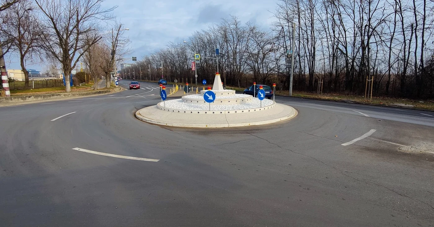 Sens giratoriu modular. FOTO Facebook Nicușor Dan