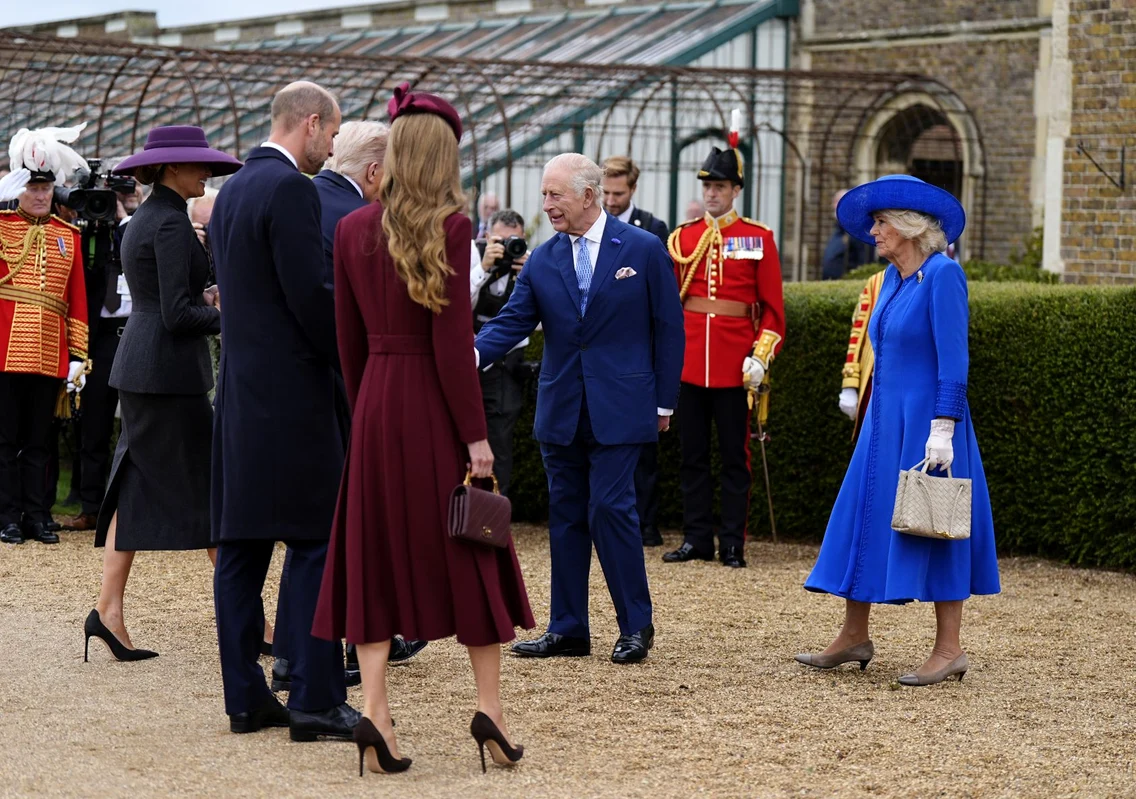 Soții Trump, primiți de Regele Charles și Regina Camilla