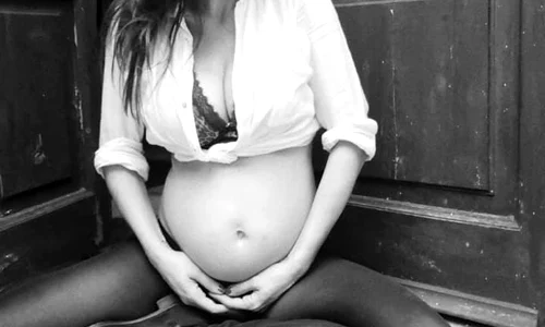 2 catrinel menghia burtica gravida 2 jpg jpeg