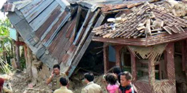 UPDATE VIDEO Un cutremur de 7,6 grade a zguduit Indonezia