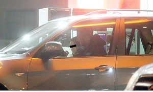 Mihai şi bruneta misterioasă au fost surprinşi din nou împreună jpeg