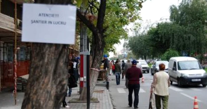 Slatina: Pietonii, avertizaţi să circule cu atenţie pe bulevard