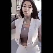 Scandal in trafic #srilankez #scandal #trafic #popestileordeni #bucuresti 4 (1) gif