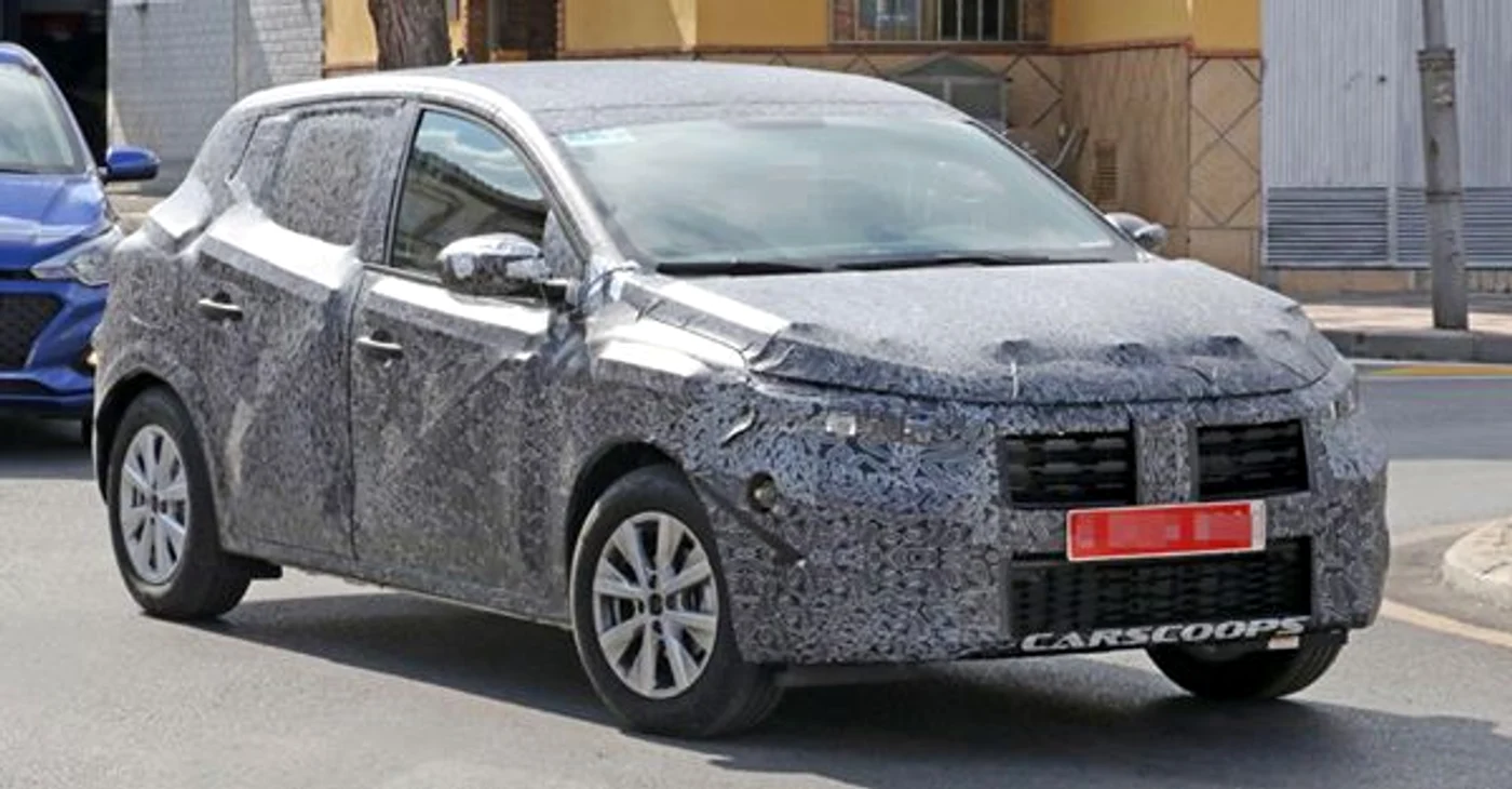 Pentru anul viitor, Dacia pregătește a treia generație de Sandero. Și el a fost prins camuflat
