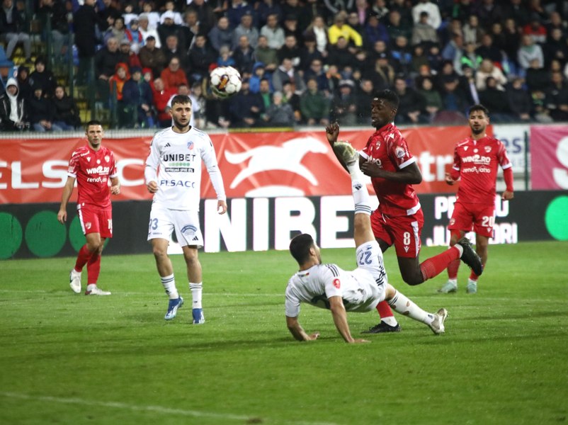 Victorie a FC Botoșani într-un meci cu multe faze de infarct