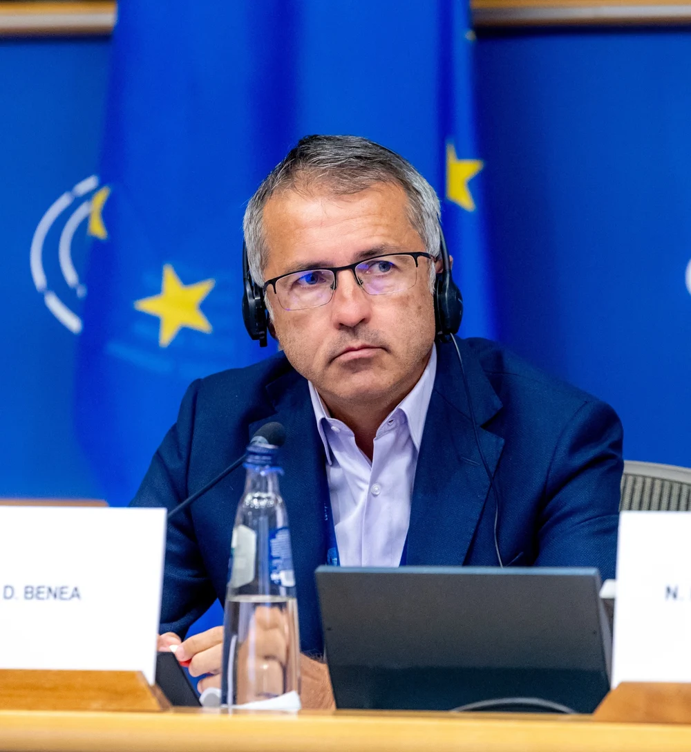 Europarlamentarul PSD Dragoș Benea critică Bruxelles-ul în privința strategiei privind egalitatea LGBTQ+: „Copiii nu își pot alege genul”