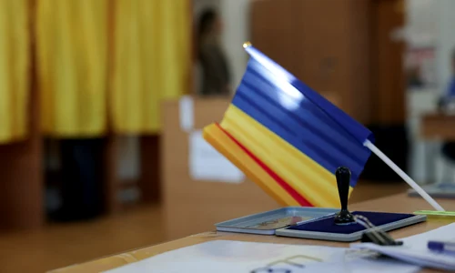 Secție de vot - alegeri - stampila FOTO Reuters
