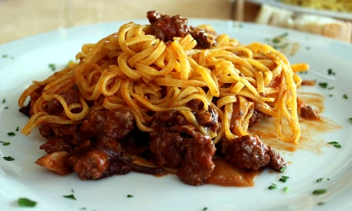 paste carnati sos ciuperci spaghete jpeg