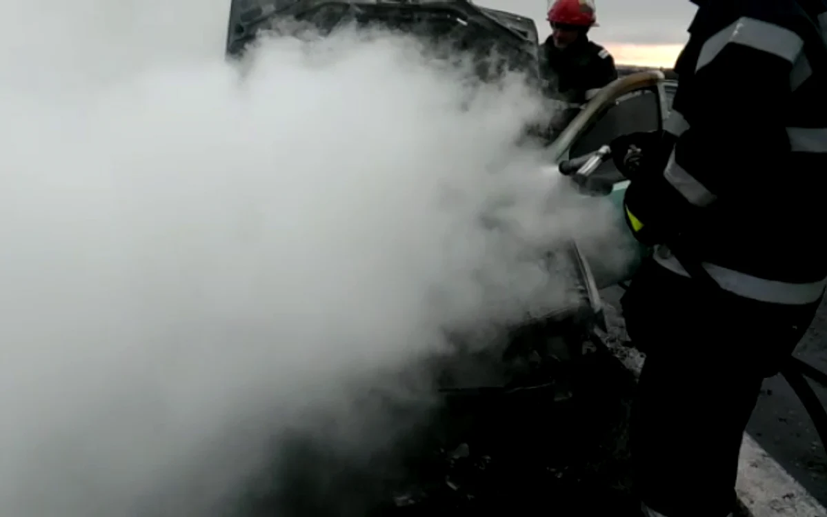 incendiu auto a1