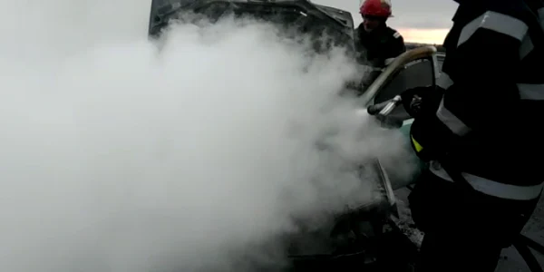 incendiu auto a1
