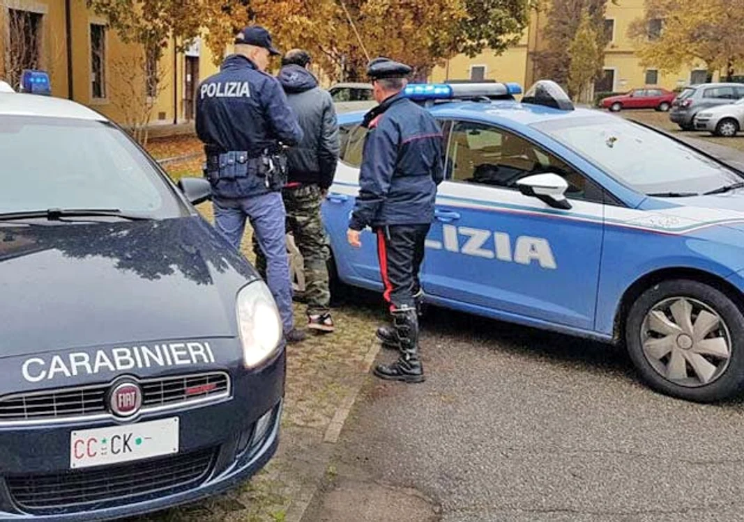 Criminalul s-a predat carabinierilor
