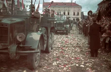 Intrarea trupelor maghiare în orașul Târgu Secuiesc, după Dictatul de la Viena (© Fortepan — ID 3974) 