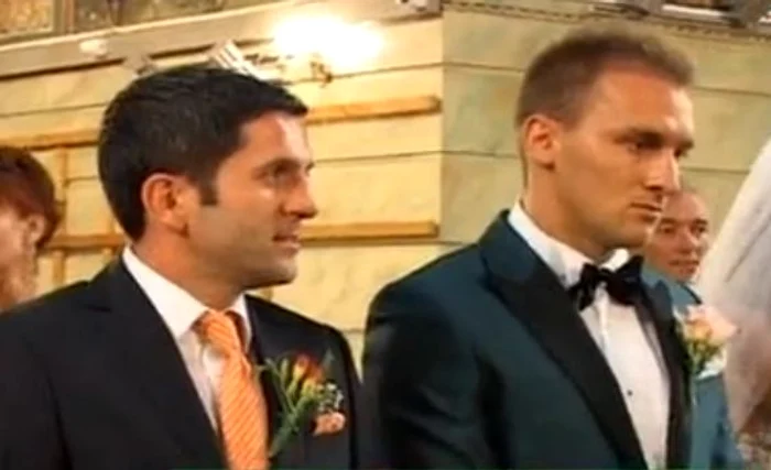 Cătălin Munteanu şi Adrian Scarlatache, la biserică.