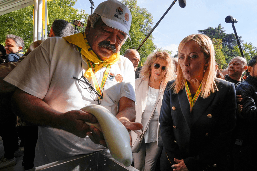 Meloni simte că Italia permite să fie tratată de sus de parteneri europeni