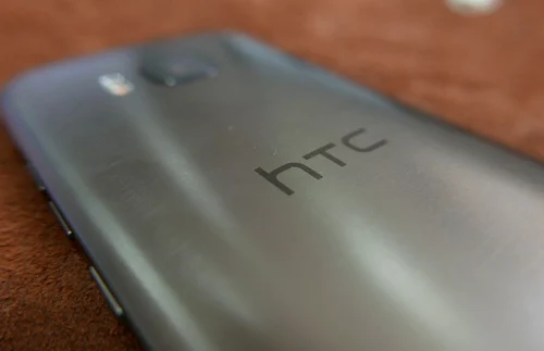 HTC One M9