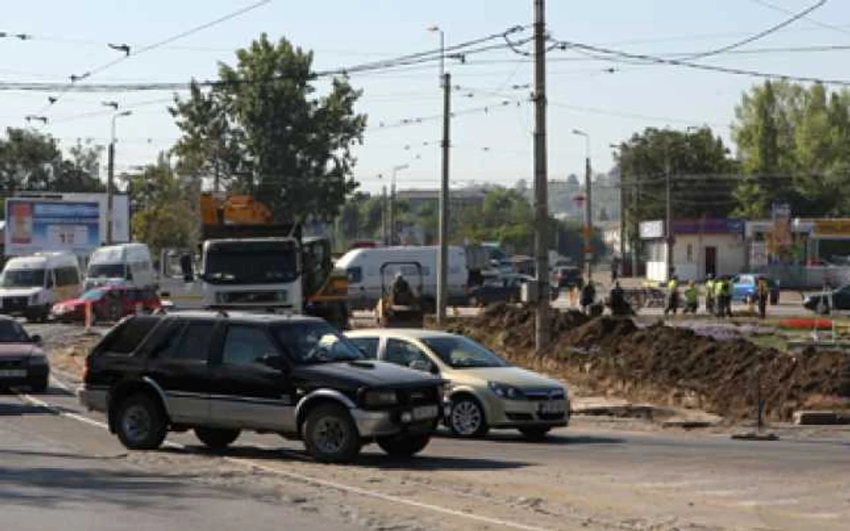 Iaşi: Circulaţie blocată în Podu de Piatră