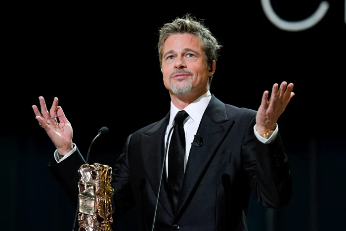 Brad Pitt a fost prezent la decernarea premiilor Cesar FOTO Profimedia