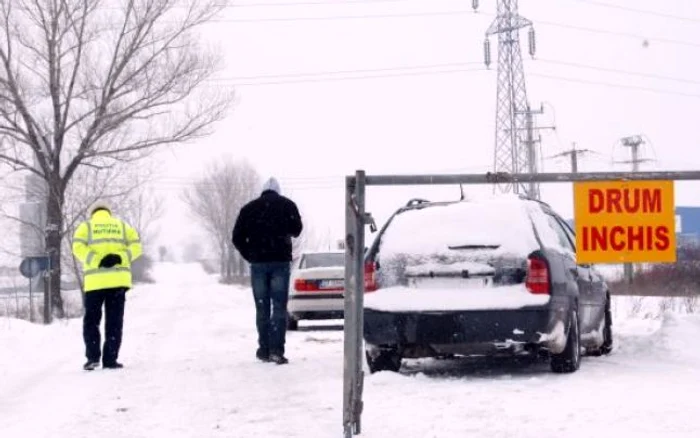 La ieşirea din Slatina şoferii sunt întorşi din drum