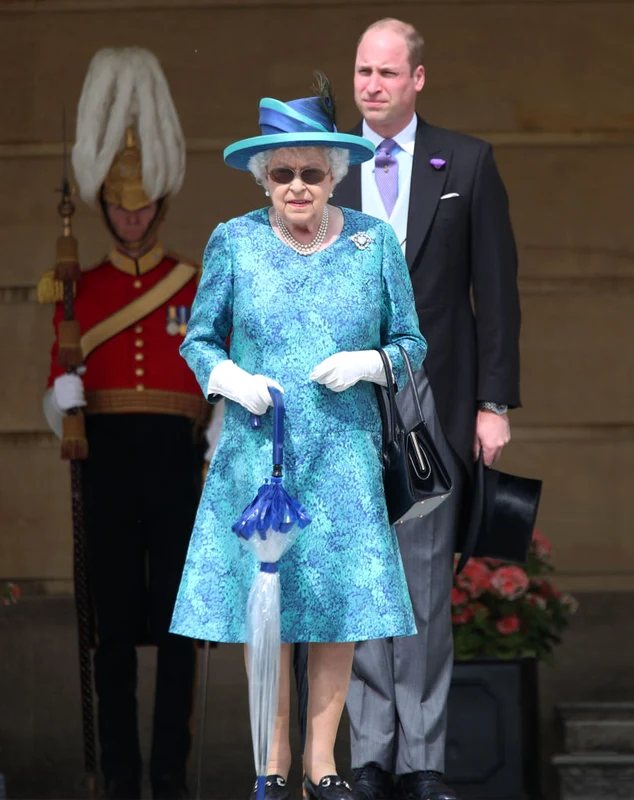 Prințul William și Regina Elisabeta a II a, Getty (2) jpg