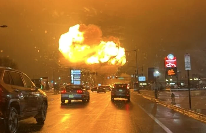 Momentul prăbușirii unui avion de mici dimensiuni, în Philadelphia