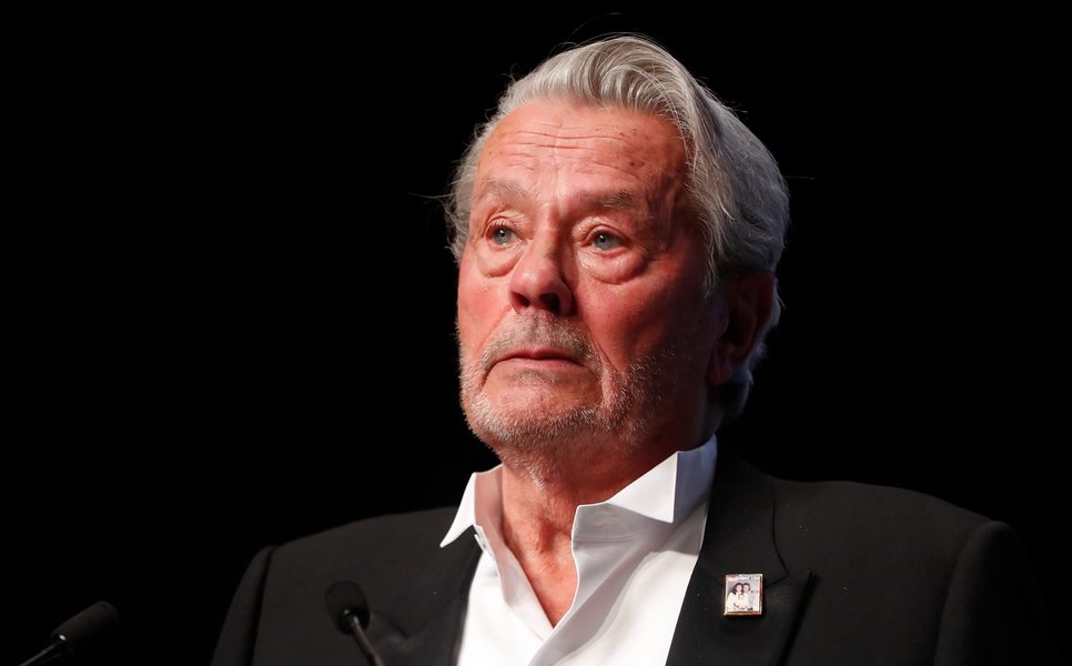Alain Delon a fost plasat sub „tutelă consolidată”