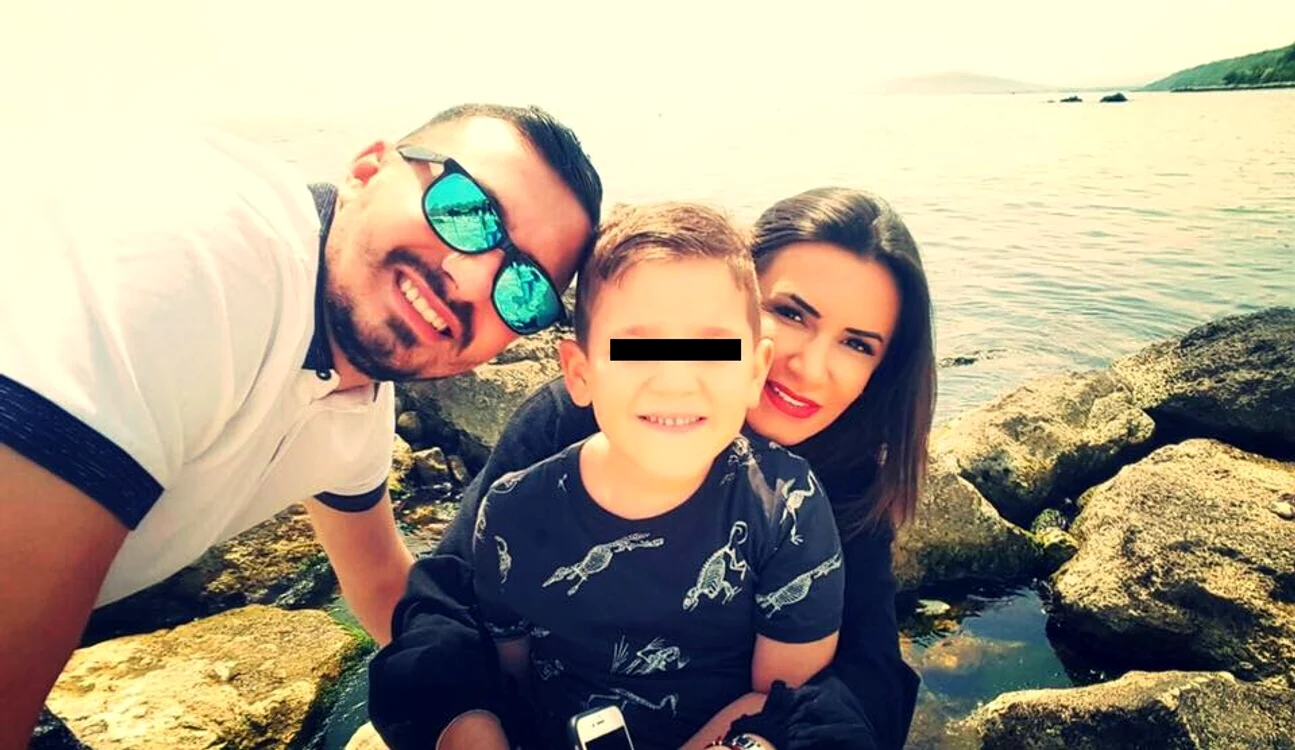 Mara Bănică alături de fostul iubit şi de fiul ei