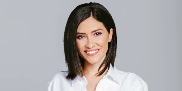Nadina Zisu Dimineata pe doi cu Greeg si Cernat Kanal D2 si Radio Impuls    jpg