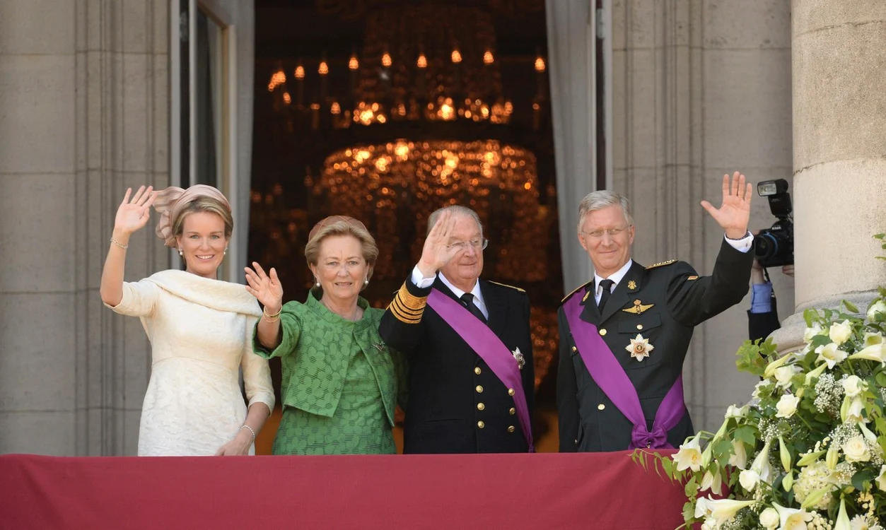 Regina Paola și Regele Albert al Belgiei, alături de Regina Mathilde și Regele Philippe, februarie 2013  profimedia 0589878952 jpg