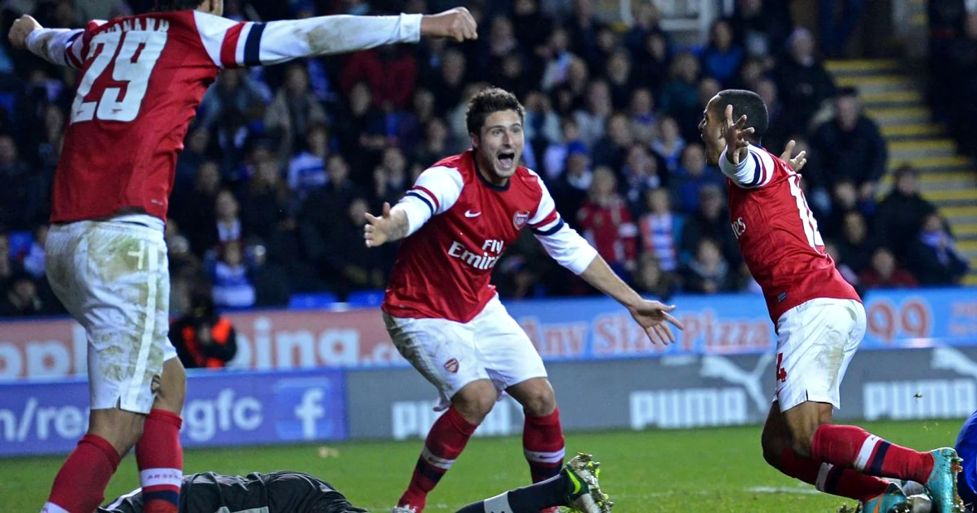 Arsenal a revenit în mod spectaculos şi a câştigat partida cu Reading. FOTO Mediafax