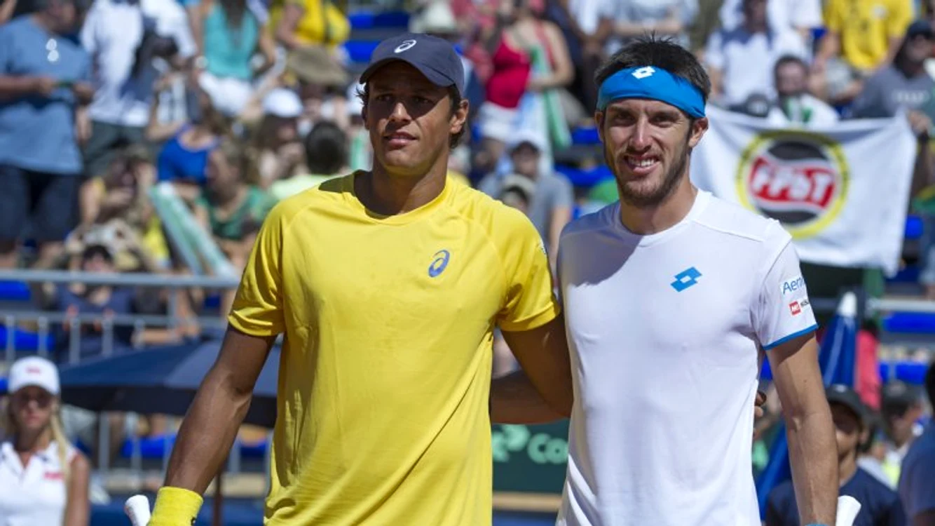 Leonardo Mayer (dreapta) şi Joao Souza au scris istorie în Cupa Davis