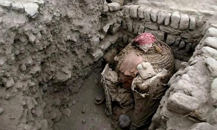 Mumii pre columbiene descoperite în Peru jpeg