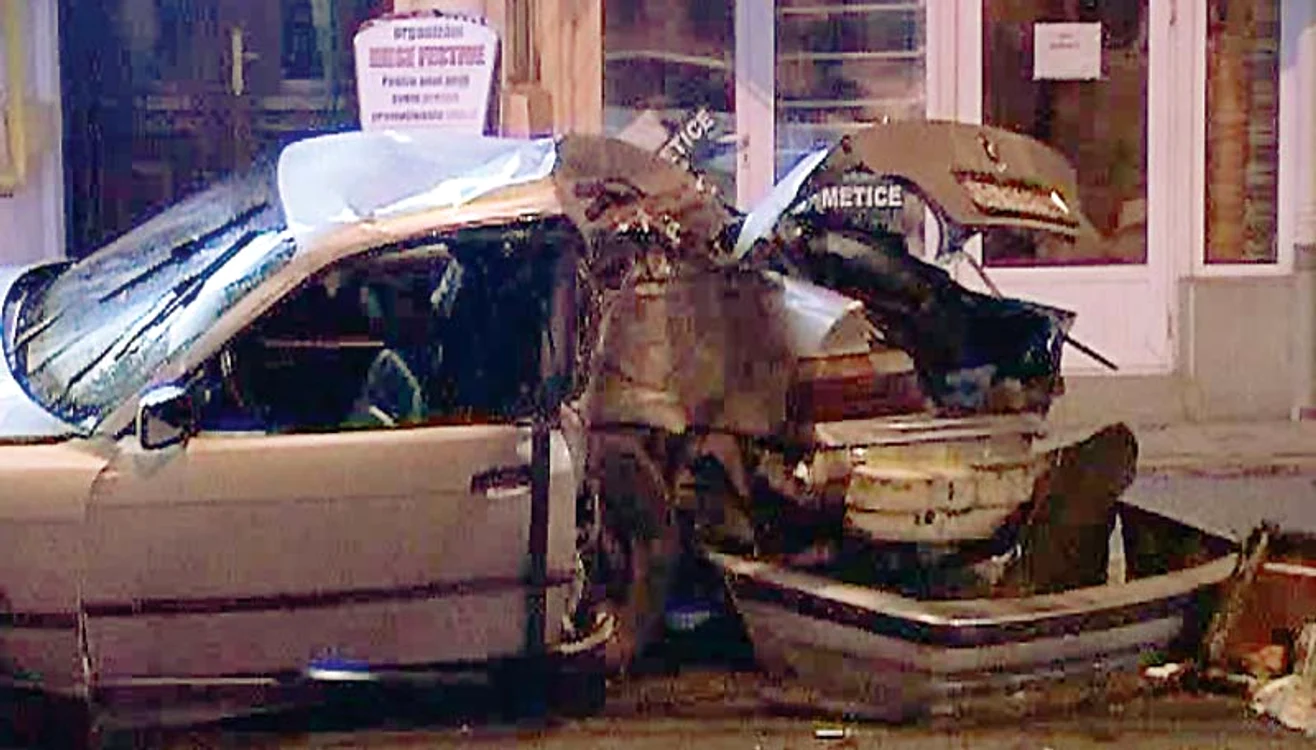 
    Un tânăr de 18 ani a provocat o tragedie  