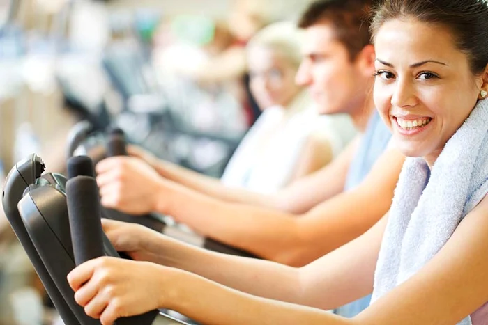 
    Vârsta voastră de fitness  