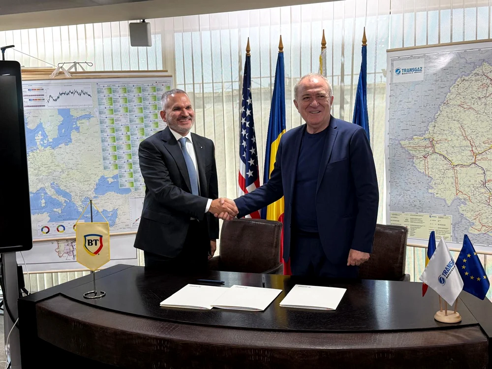 Ion Sterian, directorul general al Transgaz, și Ömer Tetik, directorul general al BT Foto: Transgaz