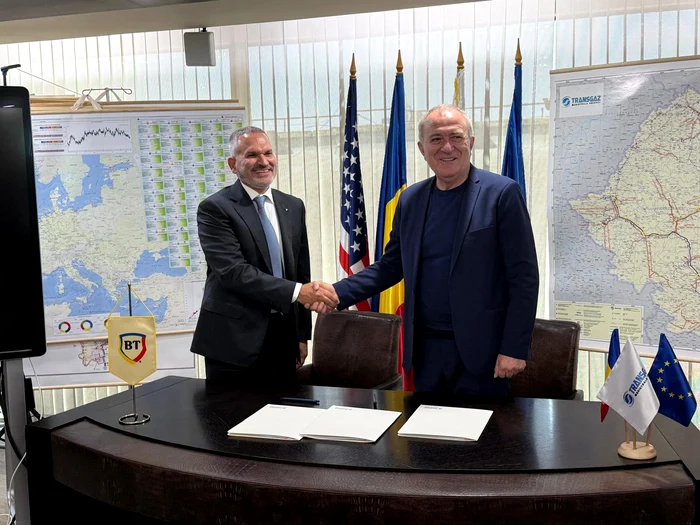 Ion Sterian, directorul general al Transgaz, și Ömer Tetik, directorul general al BT Foto: Transgaz